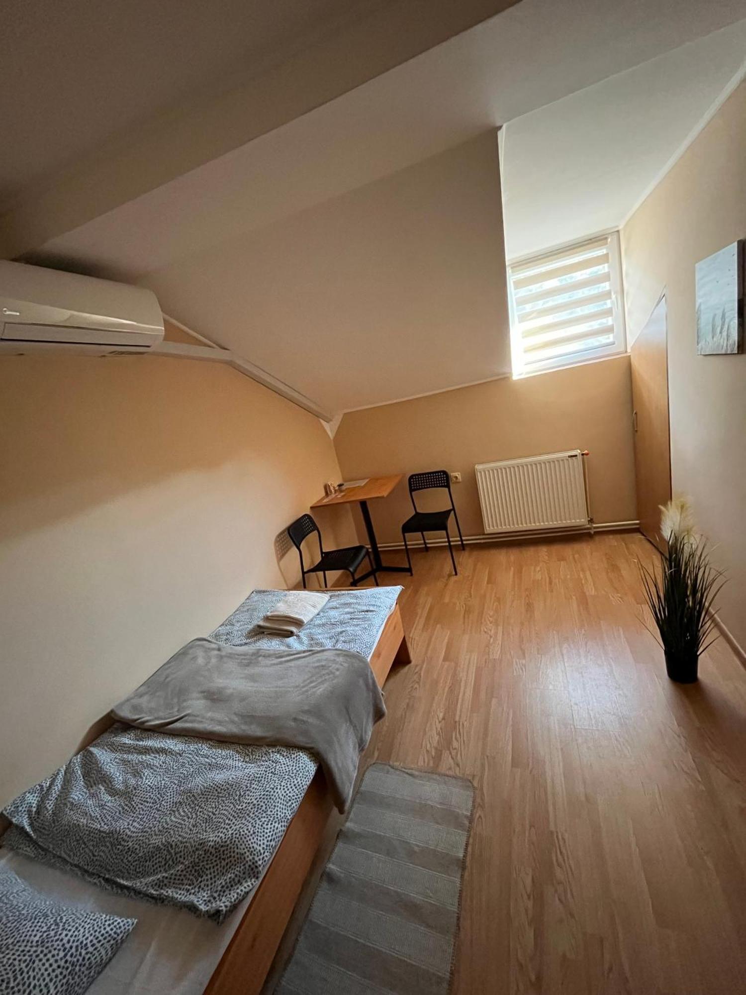 Sobe Zoka Apartment Subotica Exterior photo